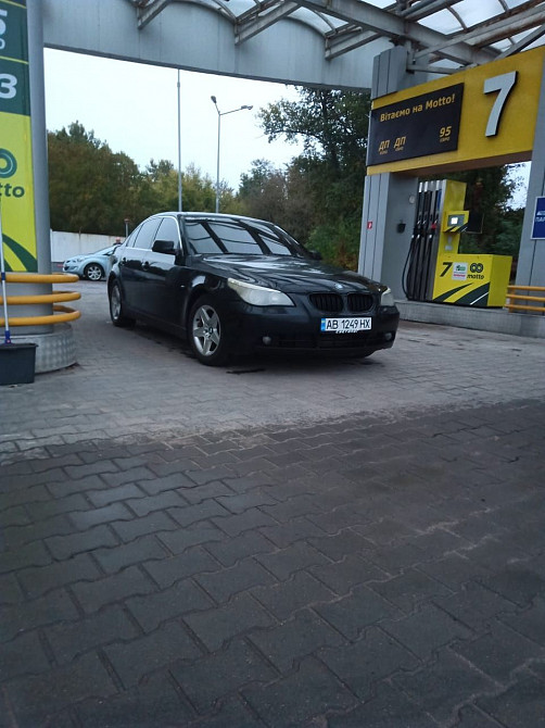 BMW e60 2.5 дизель Докучаевск - изображение 1