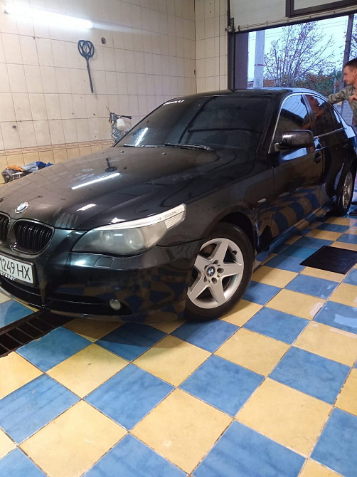 BMW e60 2.5 дизель Докучаевск - изображение 6