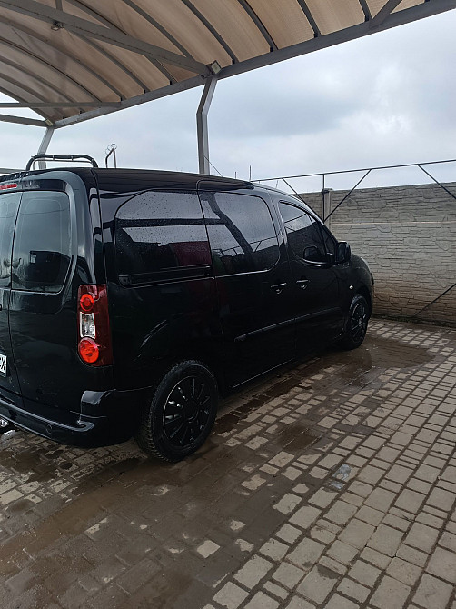 Продам доглянуте авто Ждановка - изображение 3