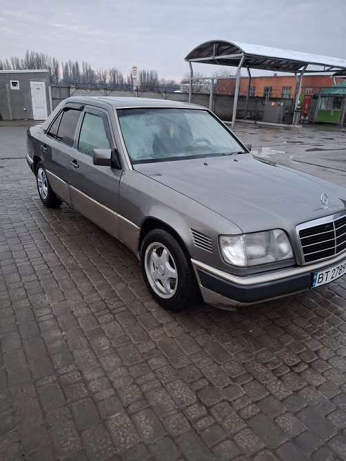 Мерседес е230 дизель Ясиноватая - изображение 1