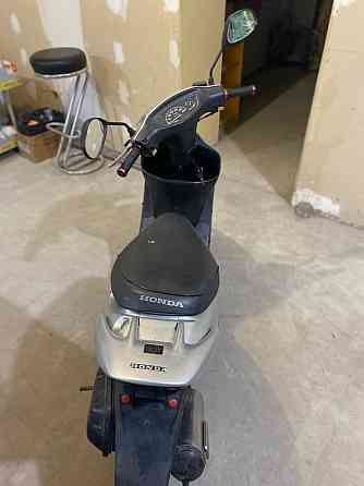 Скутер ZX honda в идеале Докучаевск