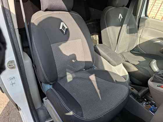 Продам Renault Kangoo II 2010 года в хорошем состоянии. Торез