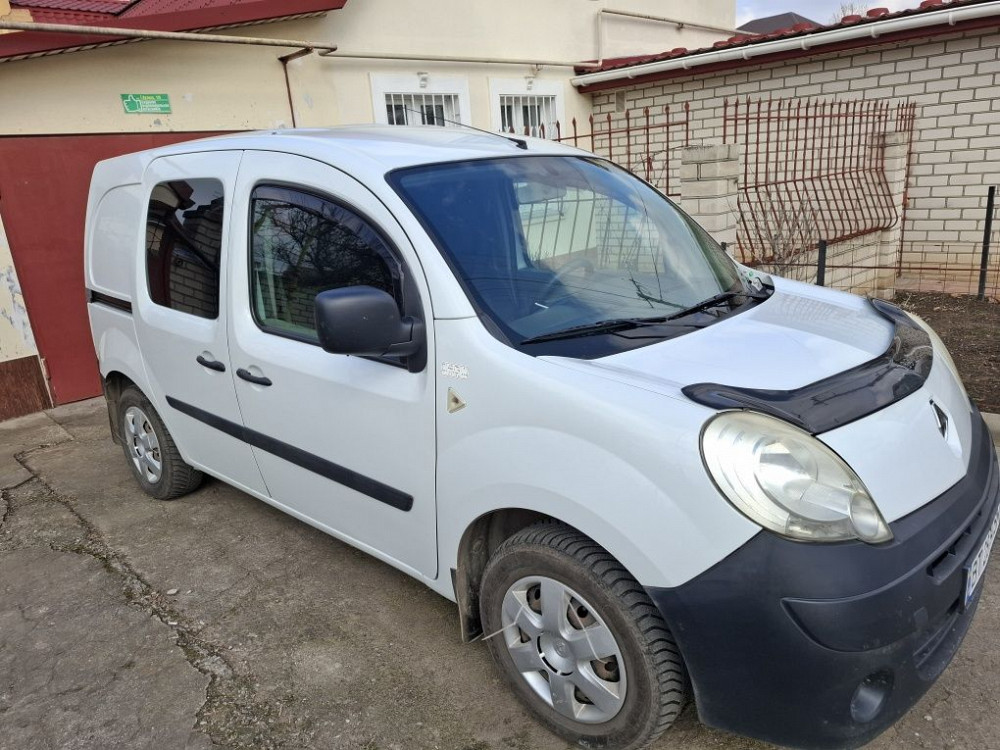 Продам Renault Kangoo II 2010 года в хорошем состоянии. Торез - изображение 1