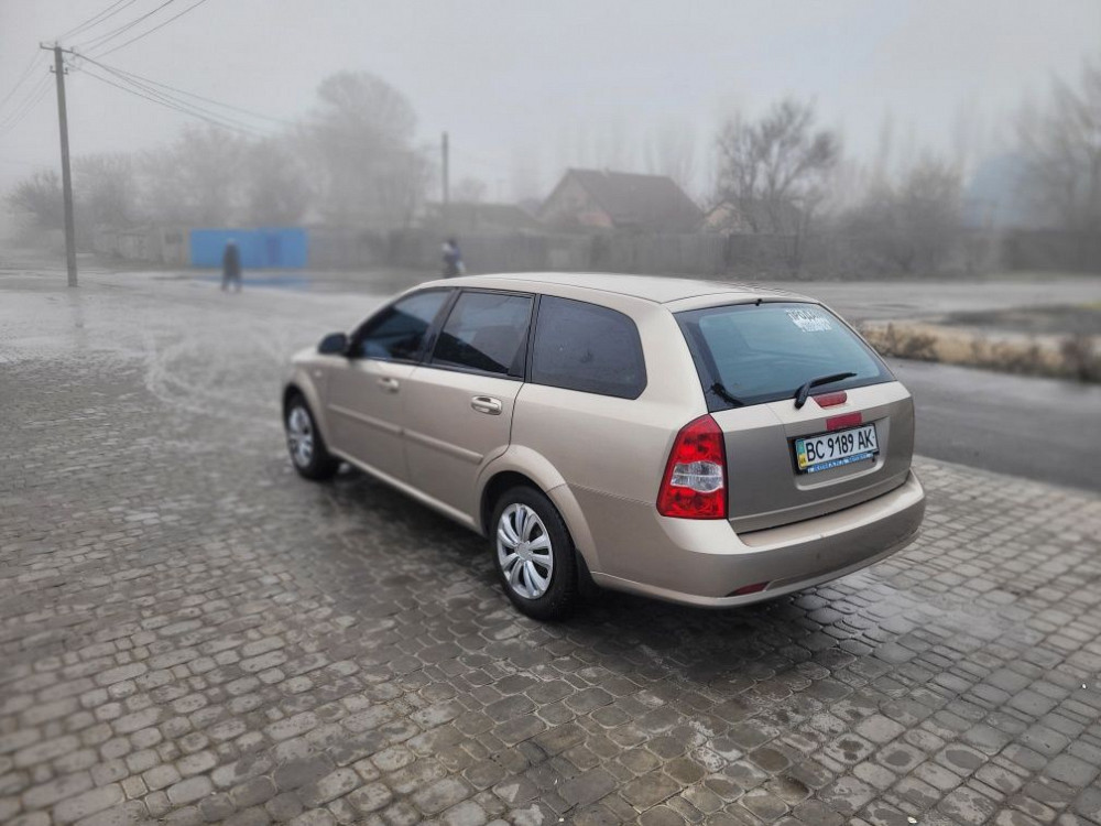Chevrolet Lacetti 1.8 Шахтерск - изображение 2