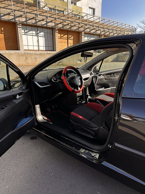 Продам авто Peugeot 207, 2006 року, 1,4 л бензин Докучаевск - изображение 4