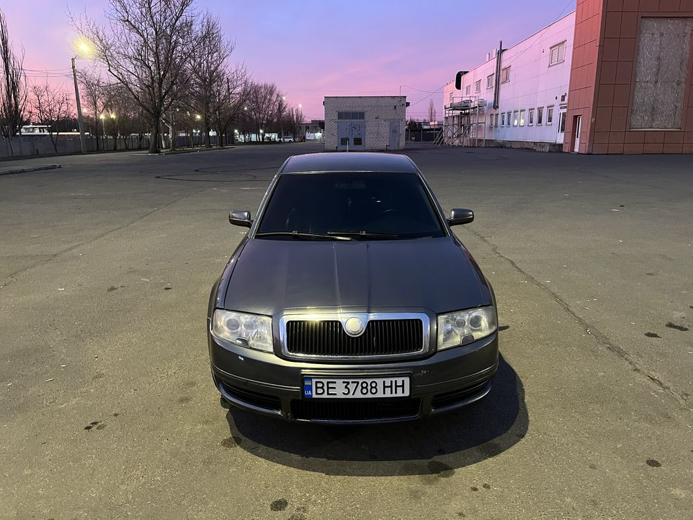 Skoda Superb 1.9 tdi Ясиноватая - изображение 2