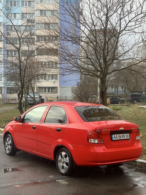 Chevrolet Aveo 1.5 бензин АВТОМАТ ЖИВАЯ Горловка - изображение 5