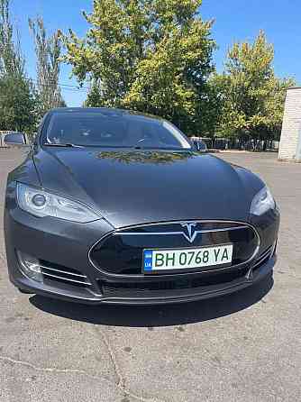 Tesla model S 85D Харцызск