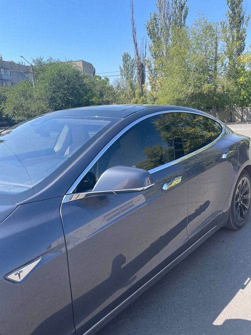 Tesla model S 85D Харцызск - изображение 3