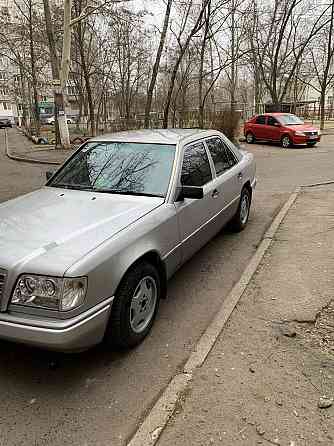 Mersedes-Benz w124 2.2 газ/бенз Горловка