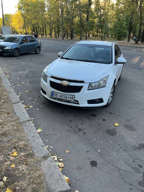 Продаю автомобиль, Шевроле Круз 1,6. Ясиноватая - изображение 1