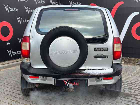 Chevrolet Niva 2006 1.7 ГБО Снежное