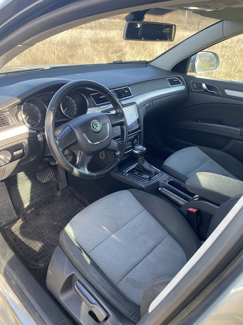 Продам Skoda Superb 2012 Амвросиевка - изображение 7
