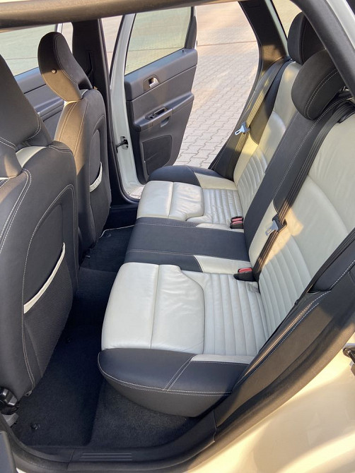 Volvo v50 2011 року Докучаевск - изображение 6