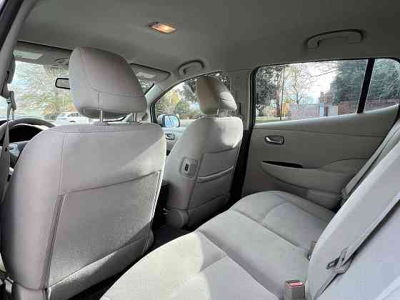 Nissan LEAF S 2013 Мариуполь