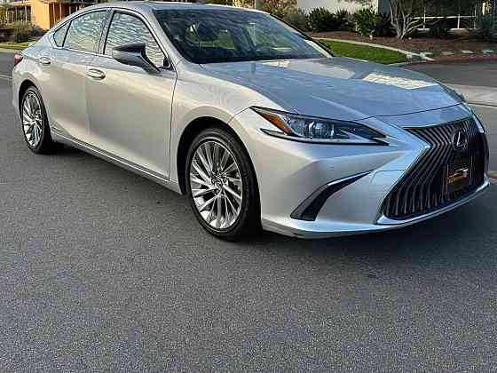 Lexus ES 300h 2019 Макеевка