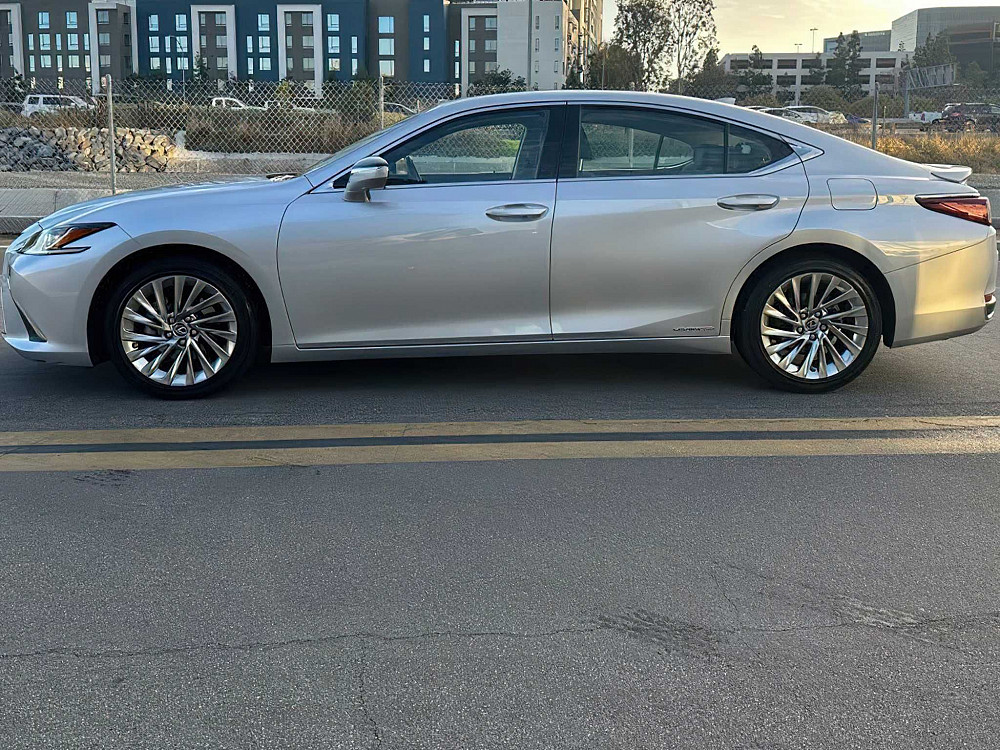 Lexus ES 300h 2019 Макеевка - изображение 4