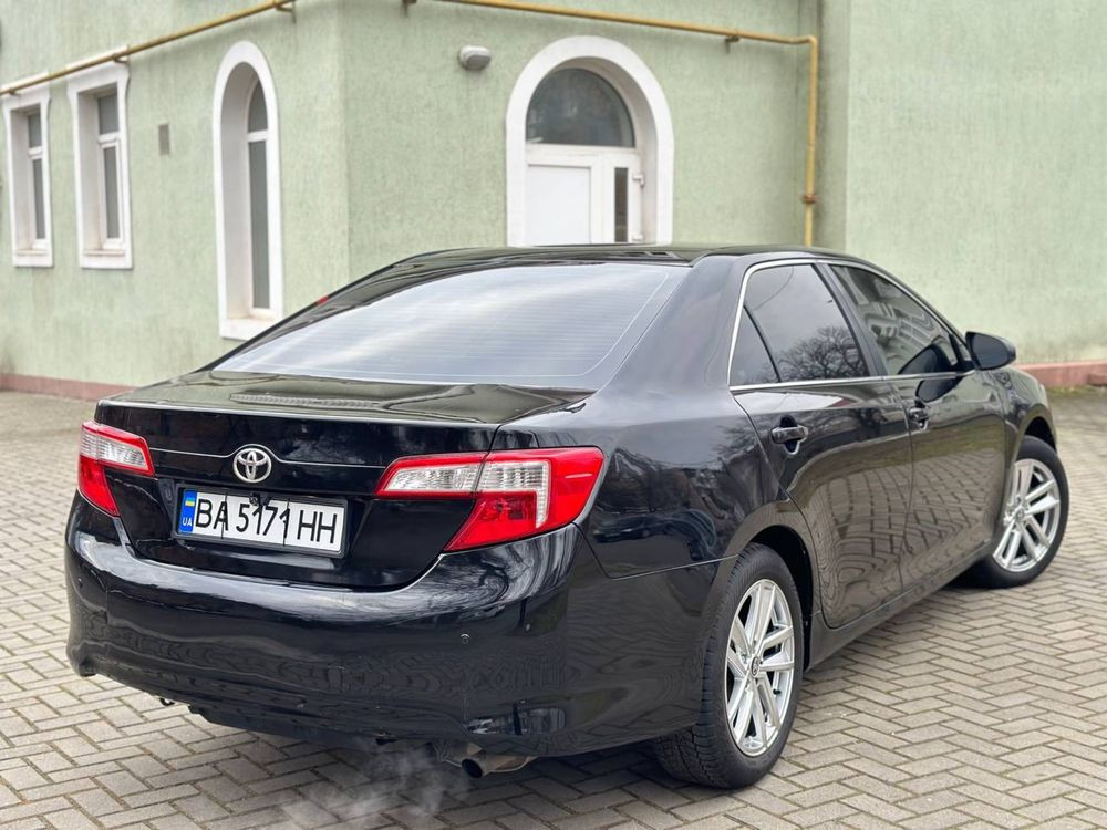 Toyota Camry 2014 года! Срочная продажа! Иловайск - изображение 3