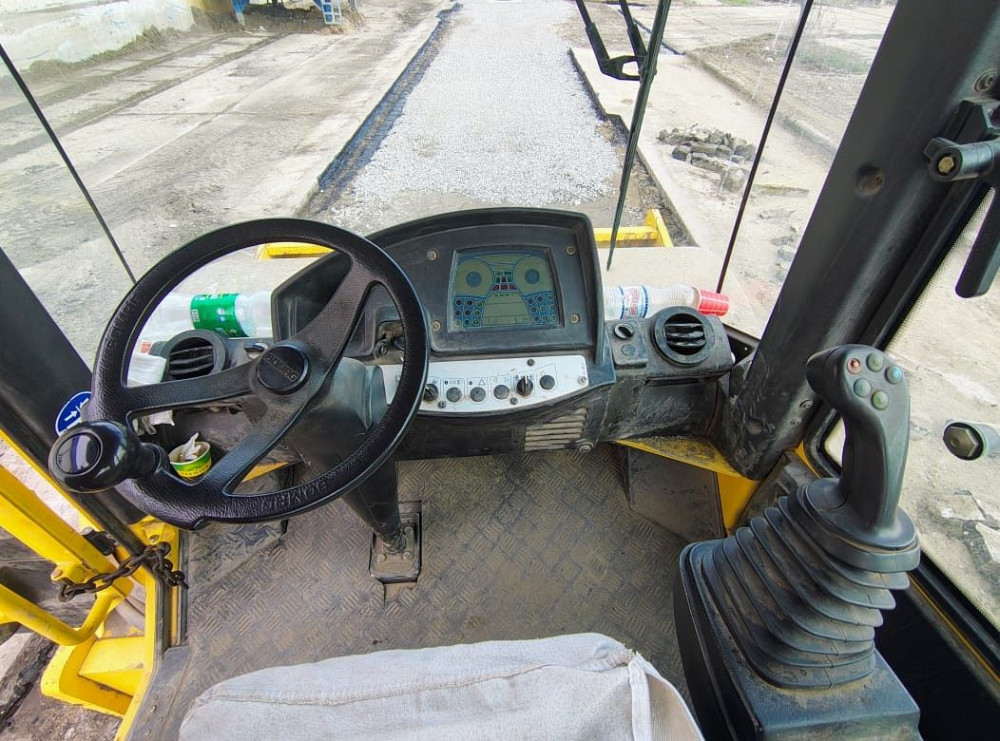Продажа виброкатка BOMAG 213 рабочий с бондажом. Харцызск - изображение 7