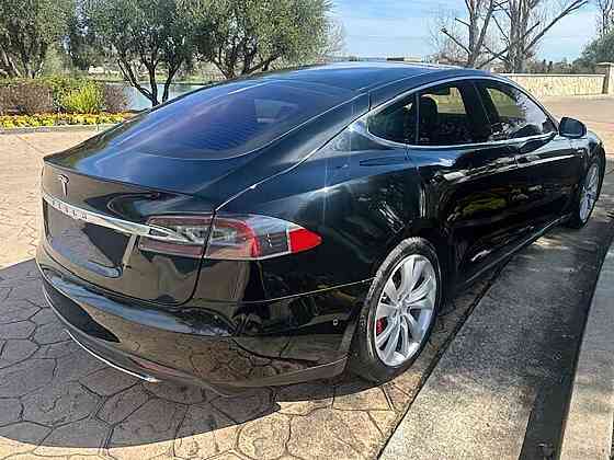 Tesla Model S P85D 2015 Новоазовск