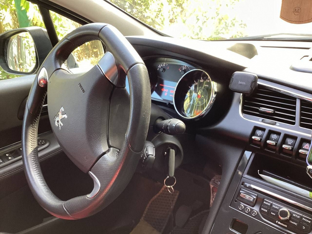 Продам Peugeot 3008 2013г. Дебальцево - изображение 6