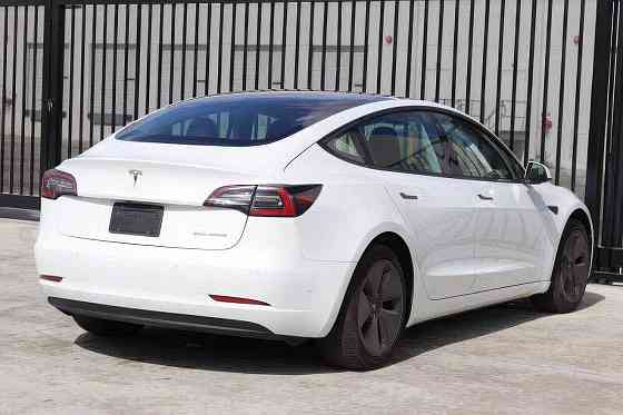 2022 Tesla Model 3 Long Range Харцызск