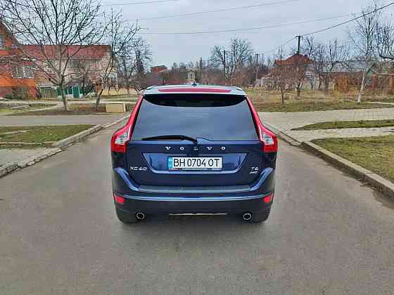 Volvo XC60      . Зугрэс