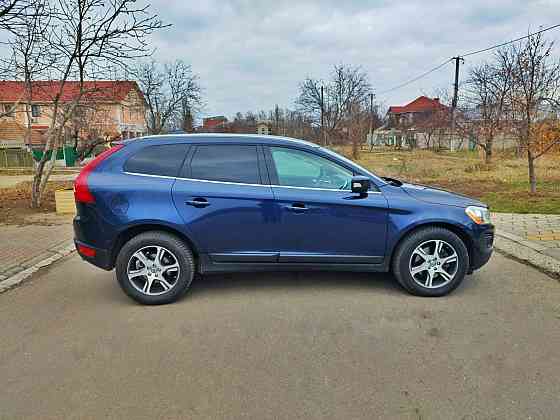 Volvo XC60      . Зугрэс