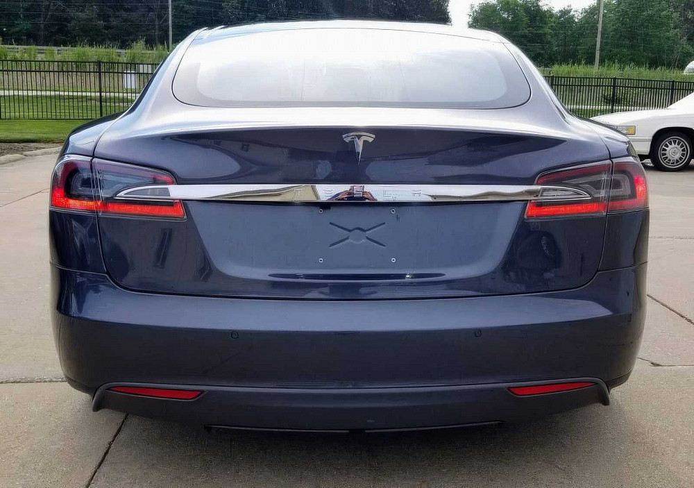 2014 Tesla Model S P85D Ясиноватая - изображение 4