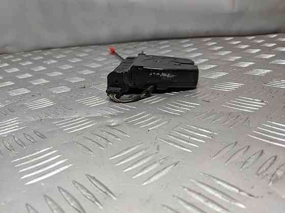 Замок крышки багажника bmw f10 f20 x3 f25 BMW 3 F30 разборка Харцызск