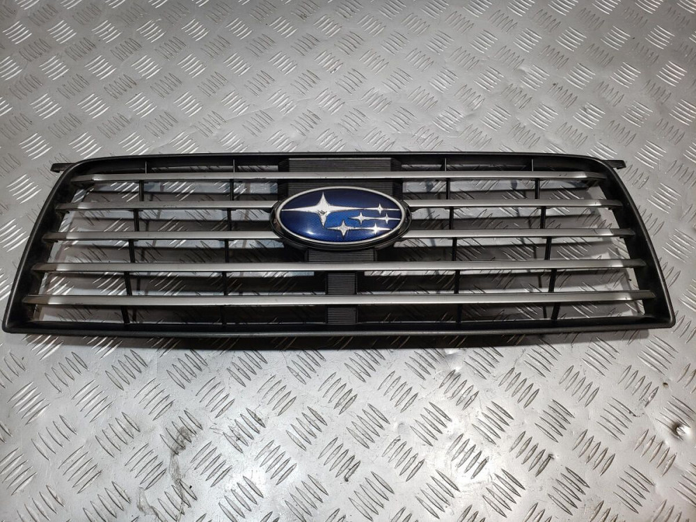 Решетка радиатора Subaru Forester 2004-2007 91121SA081 разборка Шахтерск - изображение 1