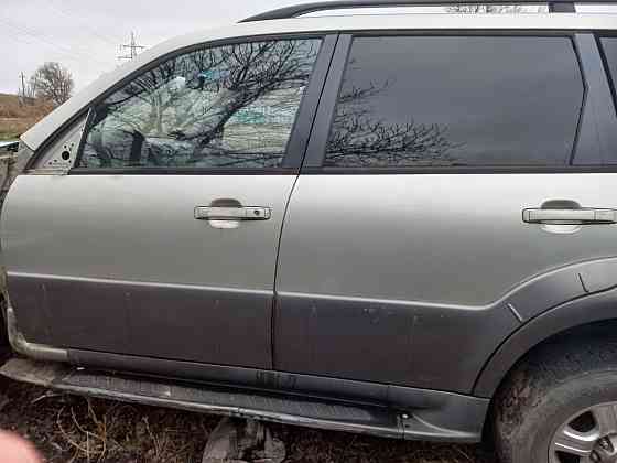 Двери Ssangyang Rexton 1 Зугрэс