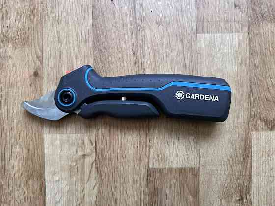 Секатор акумуляторний Gardena AssistCut Шахтерск