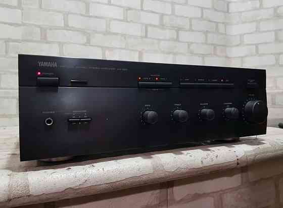 Стереоусилитель YAMAHA AX-390, 2х90 Вт, б/у из Германии Димитров