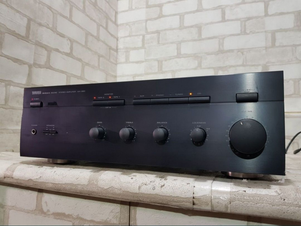 Стереоусилитель YAMAHA AX-390, 2х90 Вт, б/у из Германии Димитров - изображение 1