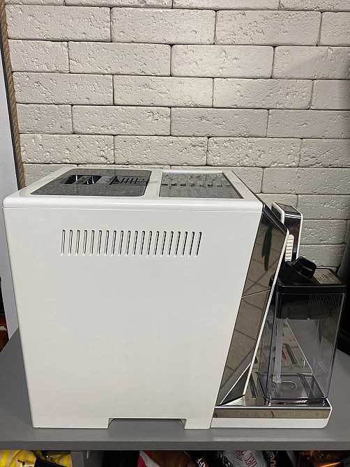 Кавоварка,кофемашина Delonghi Eletta Cappuccino TOP ECAM 45.660 Ясиноватая - изображение 4