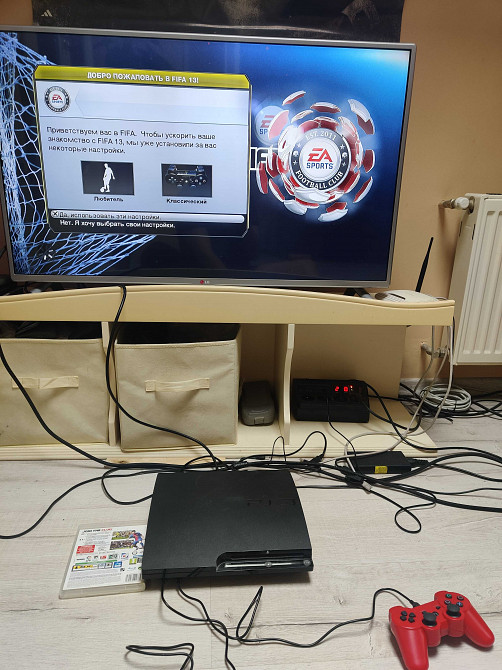 Sony playstation 3 SLIM 320GB + игры + 2 джойстика. Харцызск - изображение 1