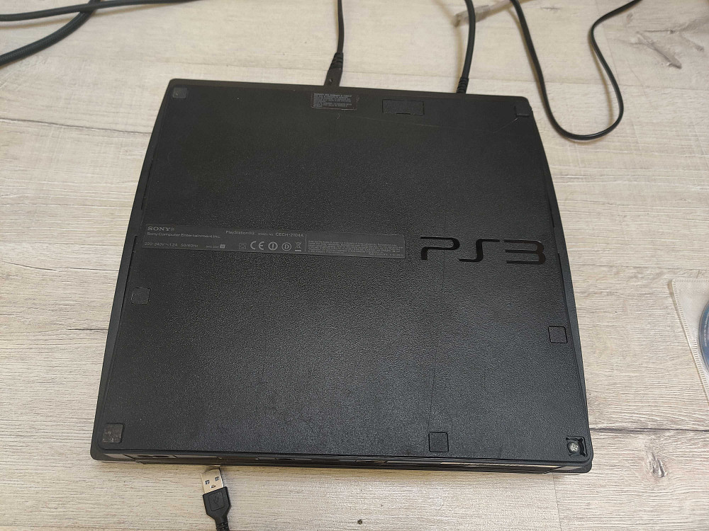 Sony playstation 3 SLIM 320GB + игры + 2 джойстика. Харцызск - изображение 7