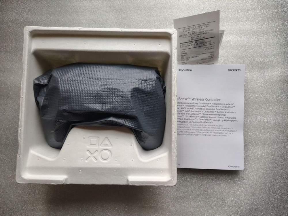 30th Anniversary Limited Edition DualSense PS5 оригінал, новий Докучаевск - изображение 6