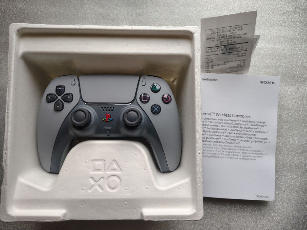 30th Anniversary Limited Edition DualSense PS5 оригінал, новий Докучаевск - изображение 7