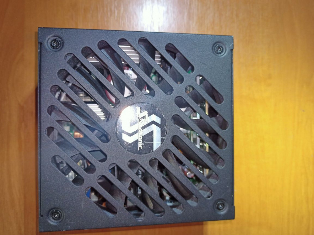 Блок живлення SeaSonic Focus SGX 650 (SSR-650SGX) SFX Мариуполь - изображение 1