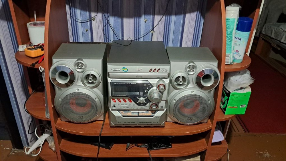 Музыкальный центр JVC Снежное - изображение 1