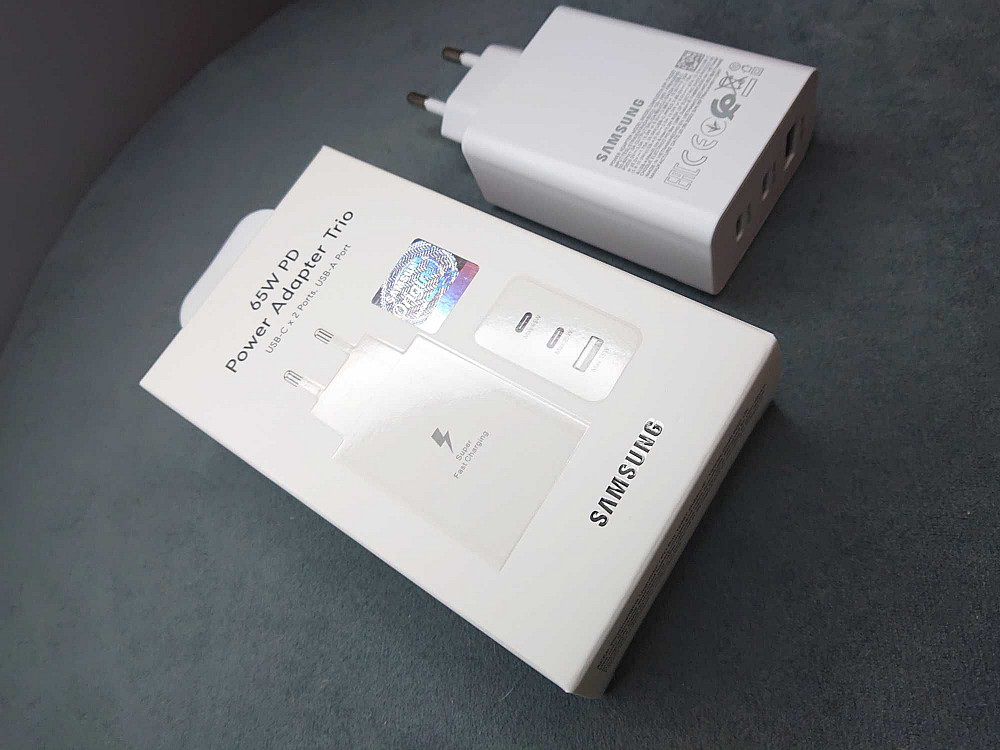 Блок питания Samsung Trio 65w Зугрэс - изображение 1