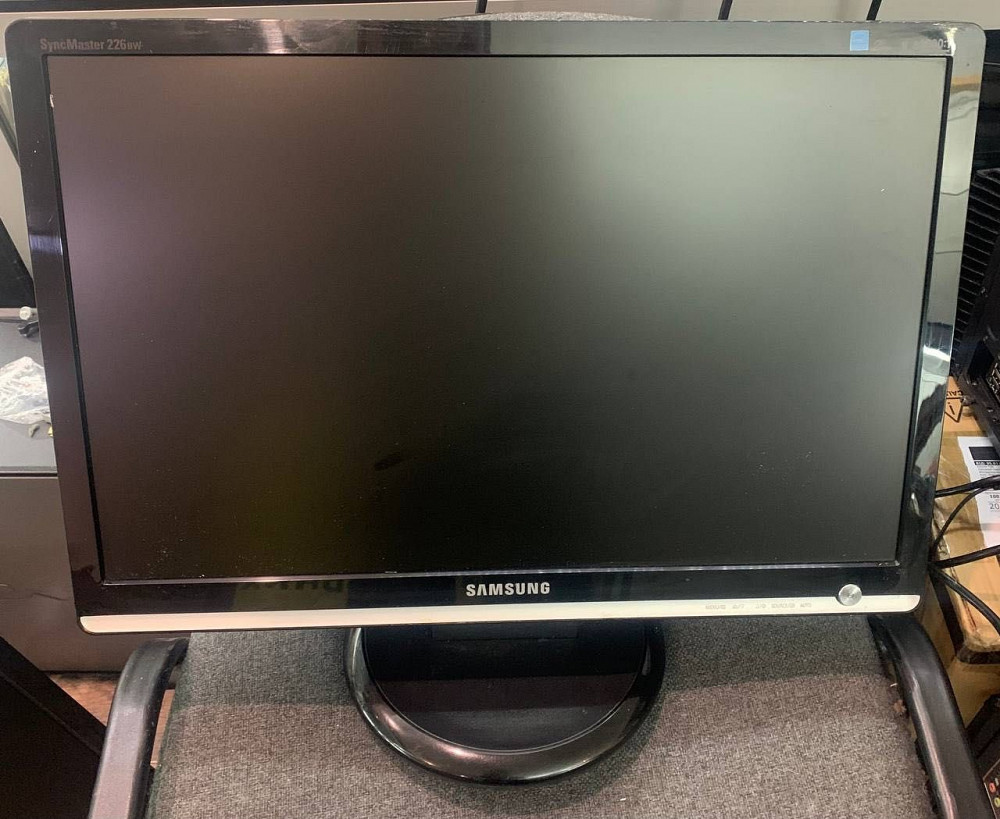 монитор SAMSUNG SyncMaster 226BW 22 дюйма VGA Зугрэс - изображение 1