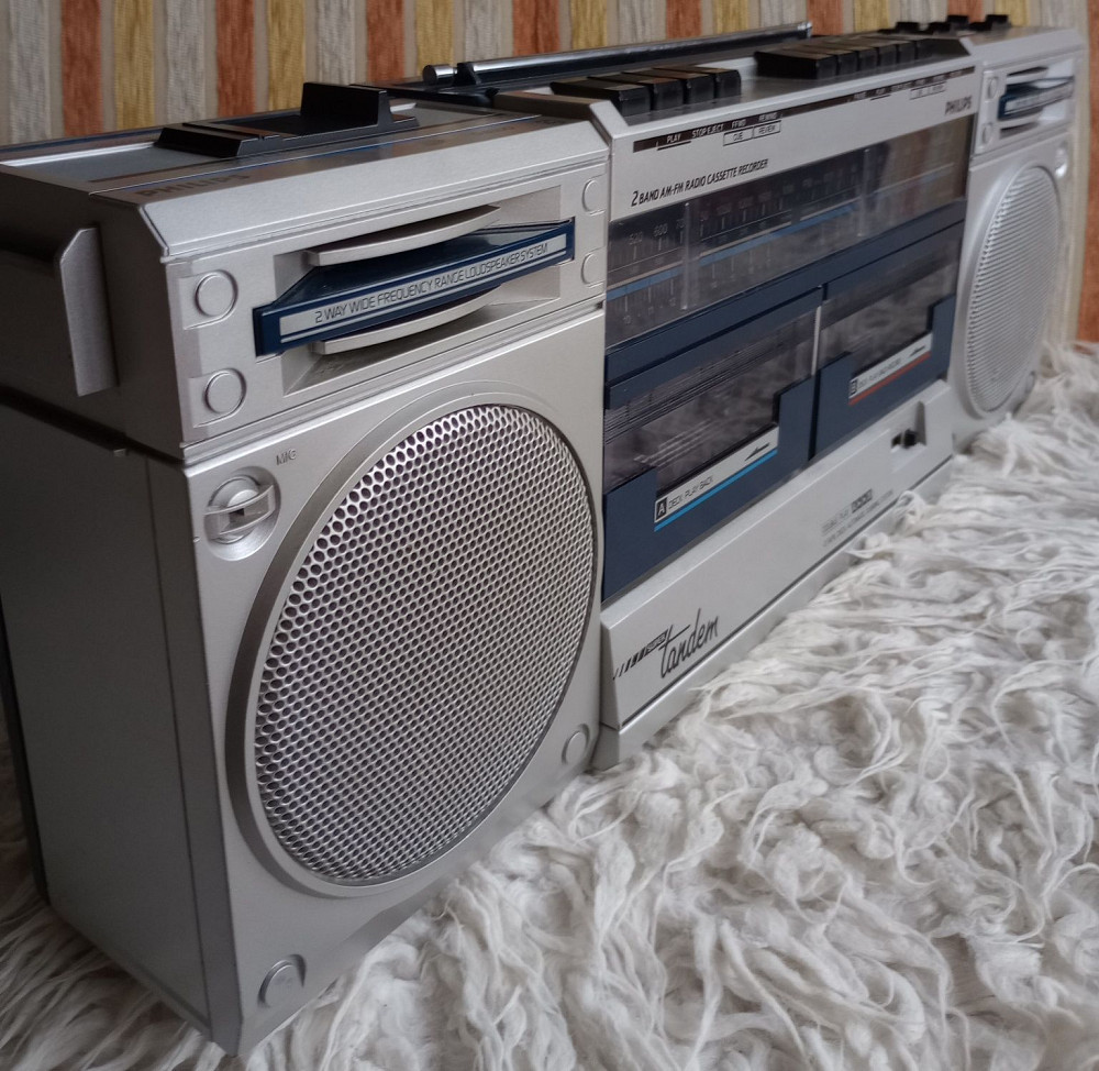 Винтажная магнитола Philips D8330, легенда 1984г. Ждановка - изображение 1