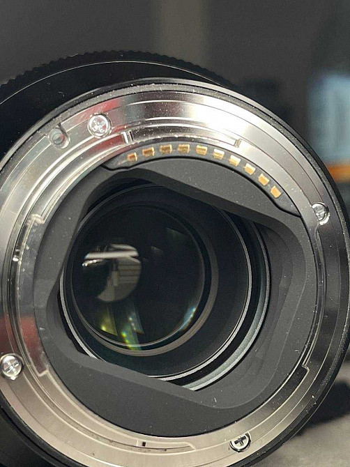 Sigma AF 28-45mm f 1.8 DG DN Art (Sony E) Ясиноватая - изображение 3