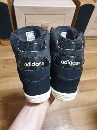 Ботинки сникерсы женские Adidas Neo Label 40p. на танкетке Енакиево