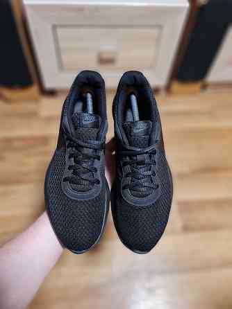 Оригинальные кроссовки Nike Tanjun 42.5p Харцызск