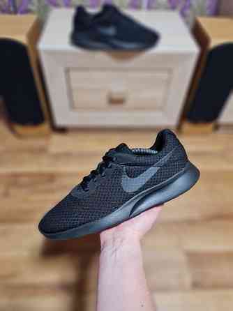 Оригинальные кроссовки Nike Tanjun 42.5p Харцызск