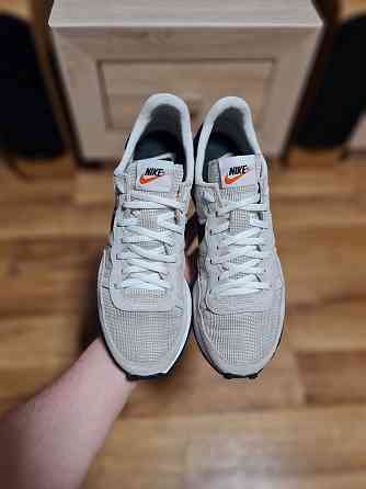 Оригинальные кроссовки Nike Challenger OG Light 42.5p. Зугрэс